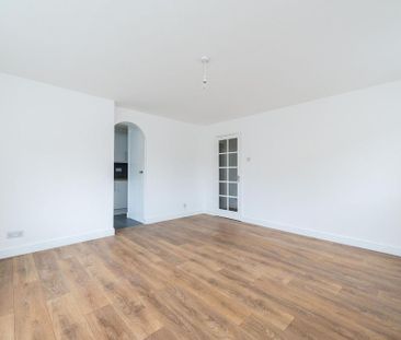 1 bedroom property to rent - Photo 3
