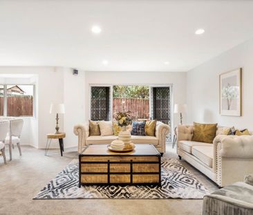 4 bedroom house with Great location - Photo 2