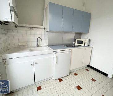 Location Appartement 1 pièce 26m² LYON 7ème - Photo 2