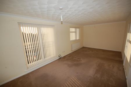 Central Park Court, Greenheys Road, Wallasey, 2 bedroom, Flat - Purpose Built - Photo 4