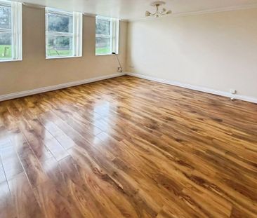 Riseholme Grange - Photo 2