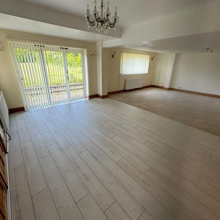 5 bedroom house to rent - Photo 1