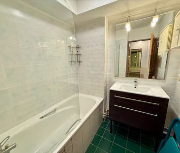 Location Appartement 2 pièces 42m² LILLE 59000 - Photo 6