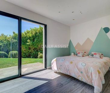 Tout savoir sur cette maison à Saint-Marc-Jaumegarde - Photo 4