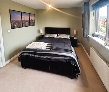 2 bedroom end of terrace house to rent - Photo 6