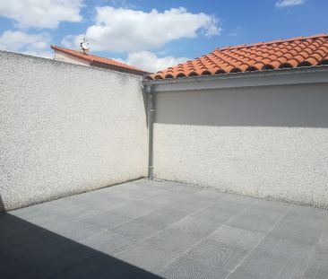 Location Appartement 1 pièce 25m² CUGNAUX 31270 - Photo 2