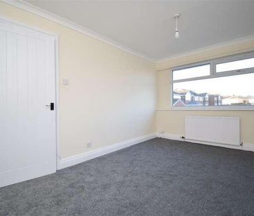 The Sycamores, Horbury, WF4 - Photo 6