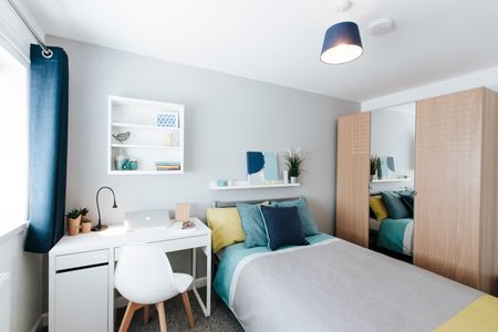 37LR - Professional Co-Living Property - Photo 2