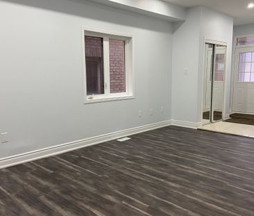 For Lease - 90 Kilrea (Main & 2nd Floor) Way, Brampton, Ontario - Photo 2