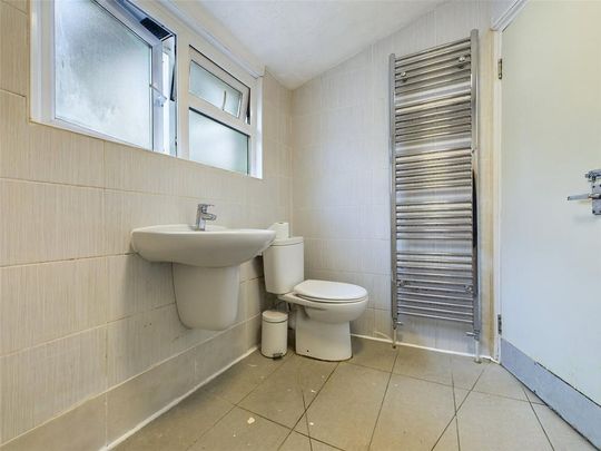 5 bedroom terraced house to rent - Photo 1