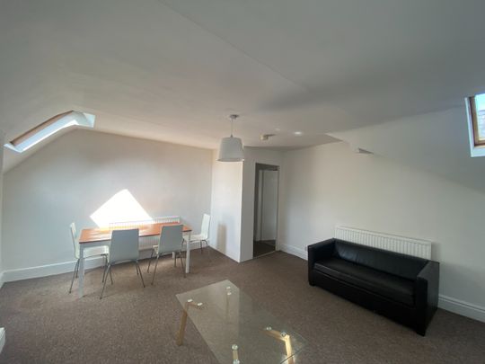 1 Bed Flat, Daisy Bank Road, M14 - Photo 1