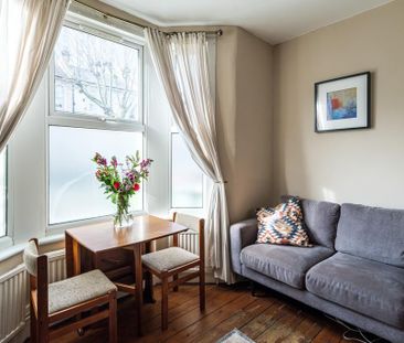 1 bedroom ground floor flat to rent - Photo 3