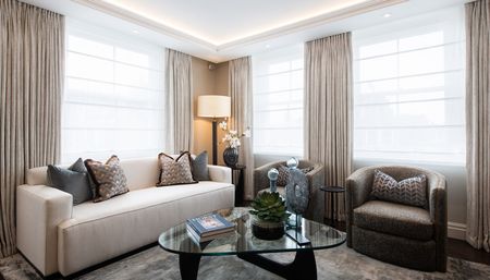 Elegant One Bedroom Apartment in Kensington, London W8 - Photo 2