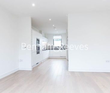 4 bedroom townhouse to rent - Photo 6