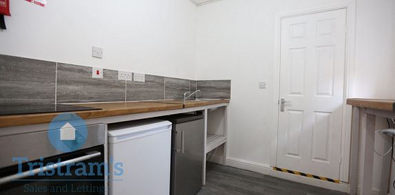 1 bed Studio for Rent - Photo 2