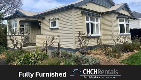 FULLY FURNISHED RENOVATED CHARACTER BUNGALOW IN PRIME LOCATION! - Photo 4