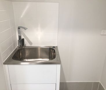 LOW MAINTENANCE UNIT - INCLUDES WATER USAGE - Photo 6