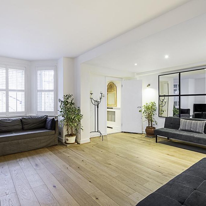 3 bedroom flat to rent - Photo 1