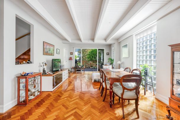 16 Curran Street, North Melbourne - Photo 1