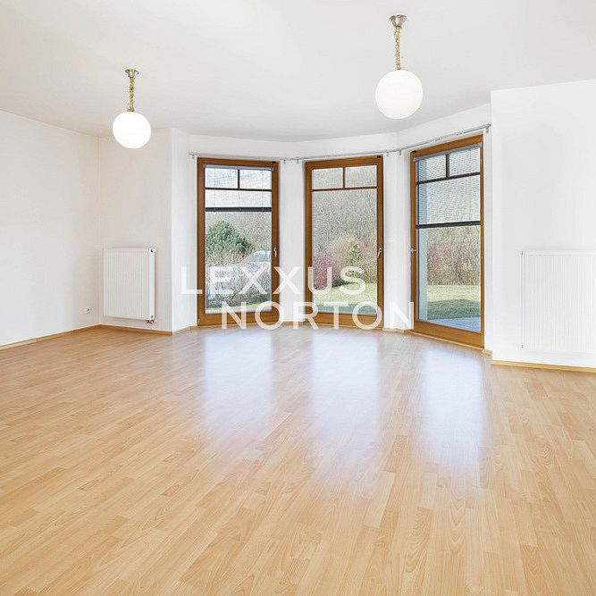 Pronájem domu 190 m² s pozemkem 811 m² - Photo 1