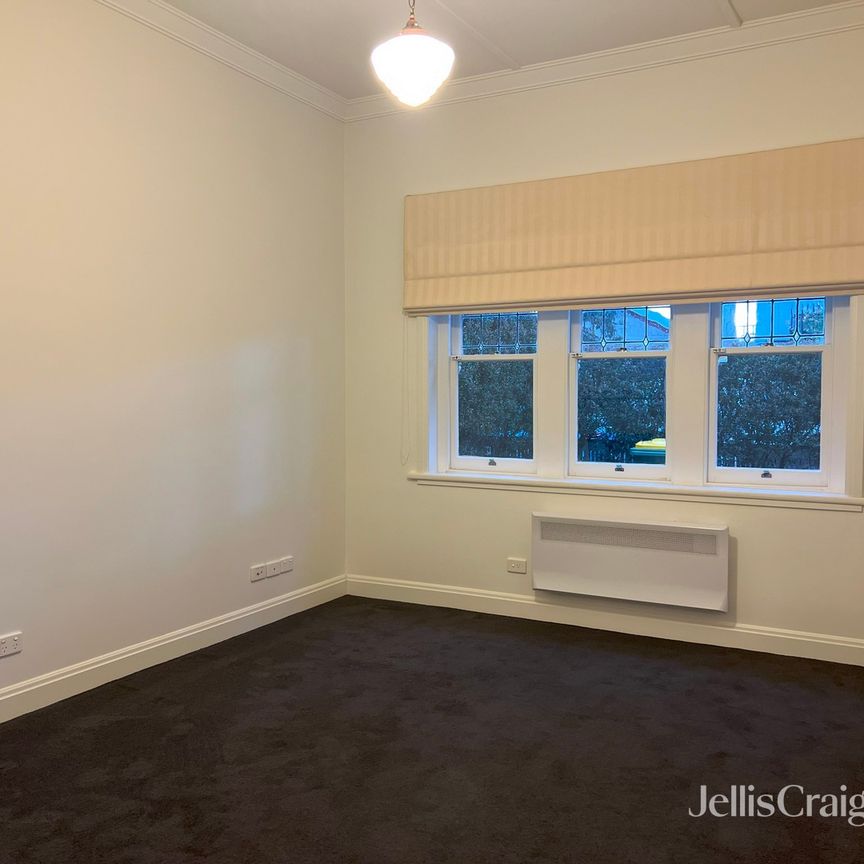 9 Severn Street, Yarraville VIC 3013 - House For Rent | Domain - Photo 1