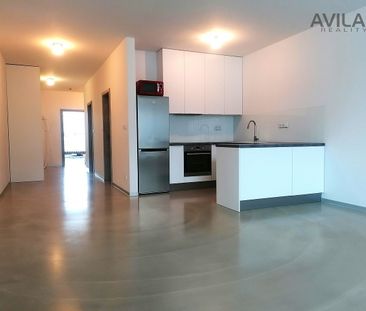 Pronájem bytu 2+kk 64 m² - Fotografie 3