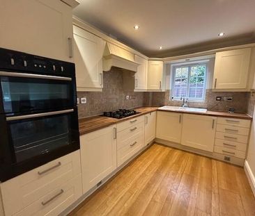 3 bedroom bungalow to rent - Photo 2