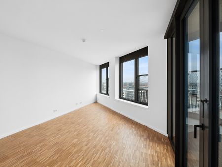 Live the Spring Lifestyle – Modernes 2-Zimmer-Apartment mit Loggia im Herzen Berlins - Photo 2