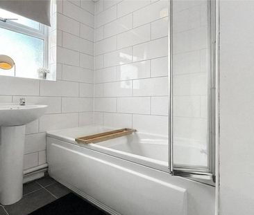 2 bedroom maisonette to rent - Photo 5