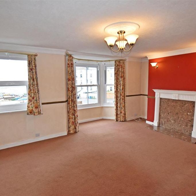 2 bedroom maisonette to rent - Photo 1