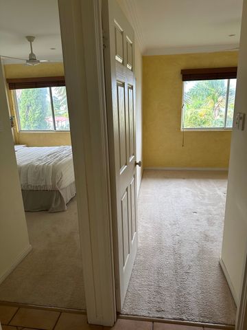 Helensvale - Photo 5