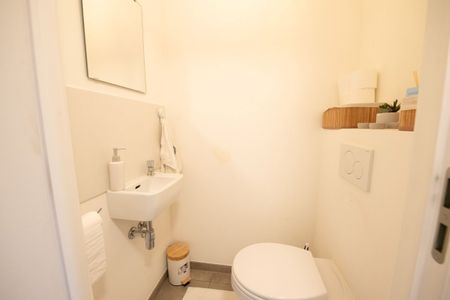 Recent instapklaar en lichtrijk appartement te huur in centrum Waregem - Photo 5