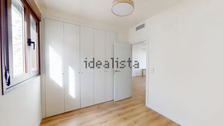 Alquiler de piso en Centro - Photo 3