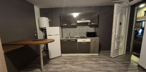 Location Appartement 2 pièces 20m² BETHUNE 62400 - Photo 2