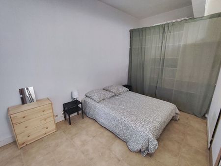 CENTRE-VILLE - appartement meublé - Photo 5