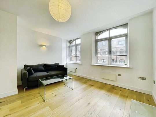 1 bedroom flat to rent - Photo 1