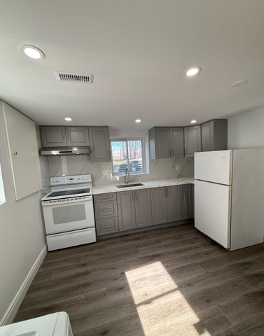 For Lease - 45 Elmvale Crescent Unit# Bsmt, Toronto, Ontario - Photo 5