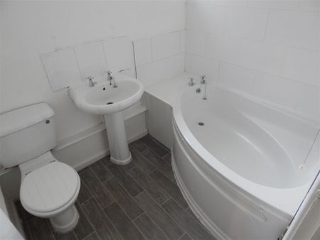 Crabtree Close, Redditch - Photo 2