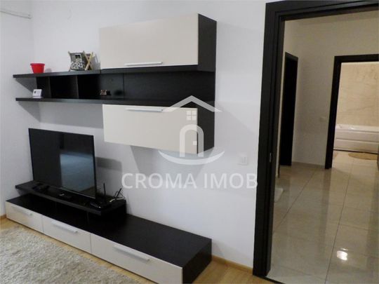 CromaImob Inchiriere apartament 3 camere, bloc nou, zona 9 Mai - Photo 1