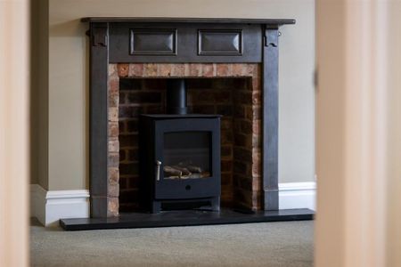 6 bedroom house to rent - Photo 3