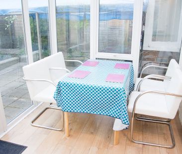 Room in a Shared House, Roehampton Vale, SW15 - Photo 1