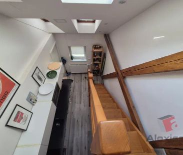 Atypický podkrovní prostor 3+1+galerie 85 m - Photo 3