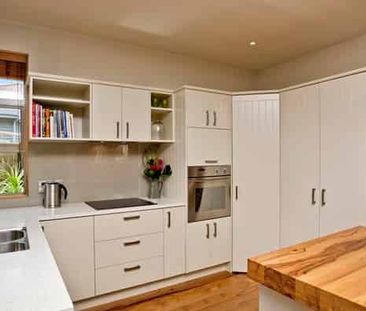 4 bedroom home - Photo 3