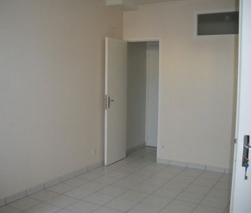 A LOUER ANGERS HOPITAL - T1 RUE HAUTE DE RECULEE : ... - Photo 5