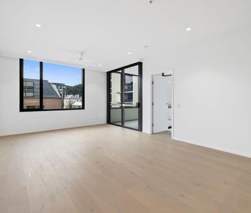 THE PERFECT RANDWICK ADDRESS FOR MODERN PROFESSIONAL LIVING - Photo 2