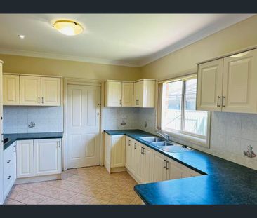 1/26a Lamonerie Street, Toongabbie, NSW 2146 - Photo 5