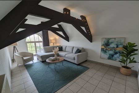 Location Appartement 4 pièces 94m² ST OMER 62500 - Photo 4