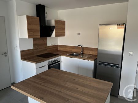 Location Appartement 2 pièces 47m² MARSEILLE 12ème - Photo 4