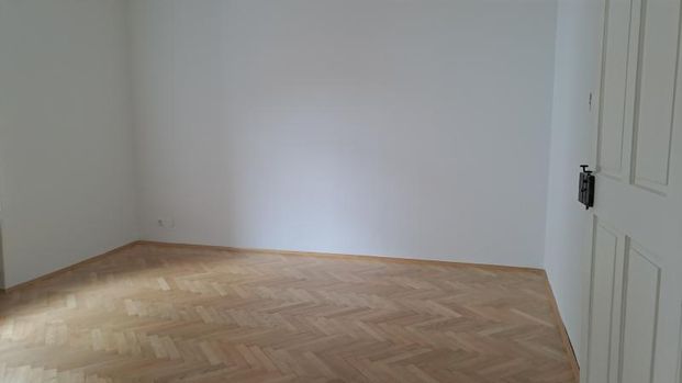 Urfahr Hauptstraße! Schöne 2 Zimmer-Wohnung mit Küche ohne Ablöse ! - Photo 1