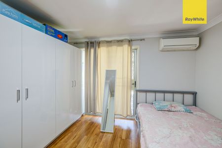 Spacious Family With 5 Aircon and 10 KW Solar - Photo 5